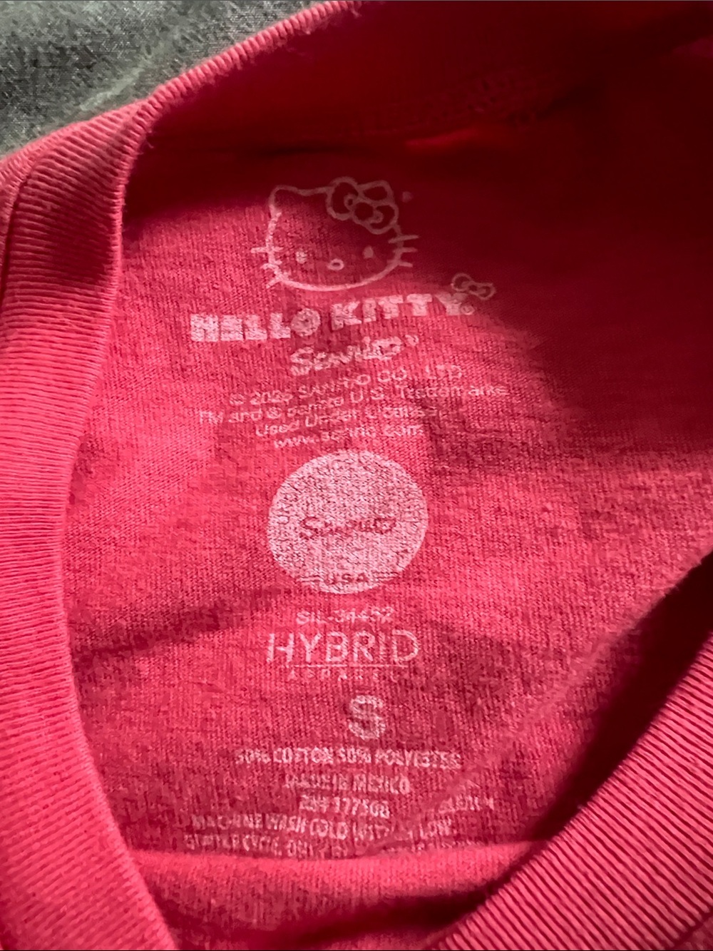 Hello Kitty Red Graphic Tee - Picture 2 of 3